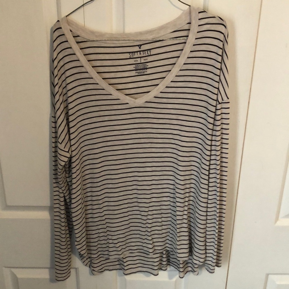 American Eagle Soft & Sexy long sleeve shirt